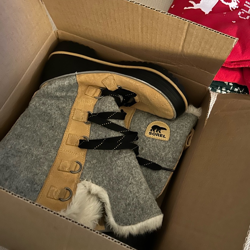women’s sorel boots 4 mel